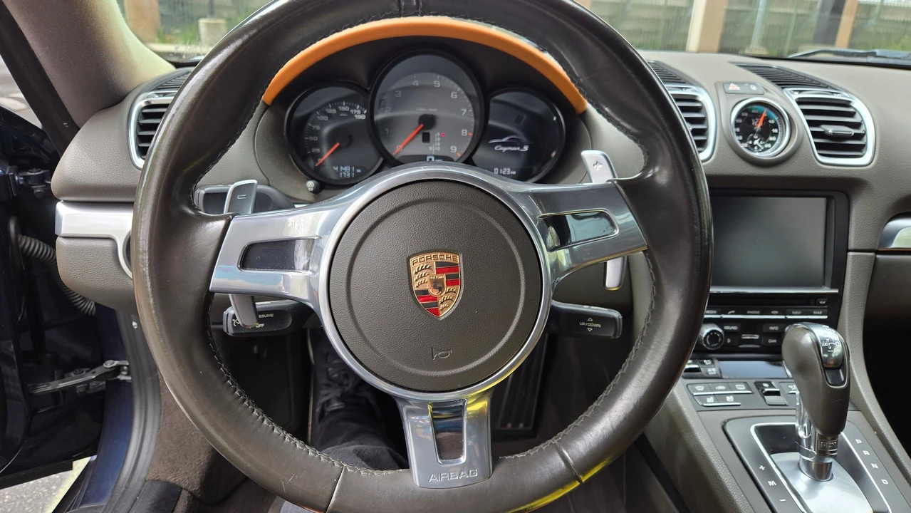 2015 Porsche 981 Cayman S - Image 7 of 12