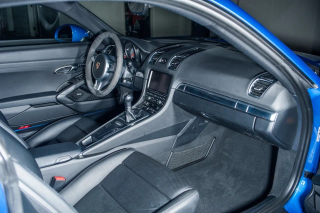 2015 Porsche 981 Cayman S - Image 8 of 10