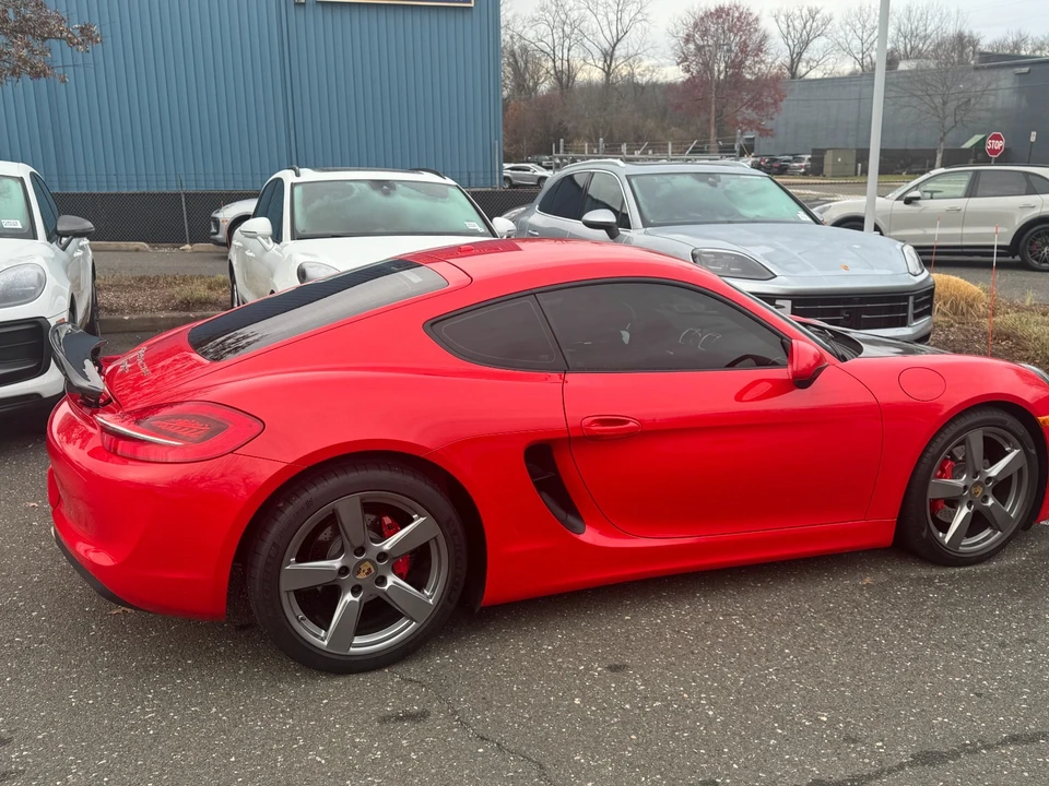 2015 Porsche 981 Cayman S - Image 10 of 21