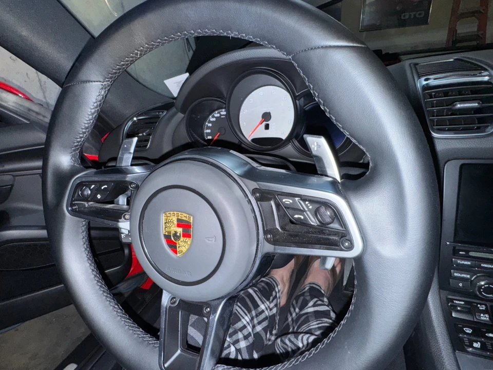 2015 Porsche 981 Cayman S - Image 13 of 21