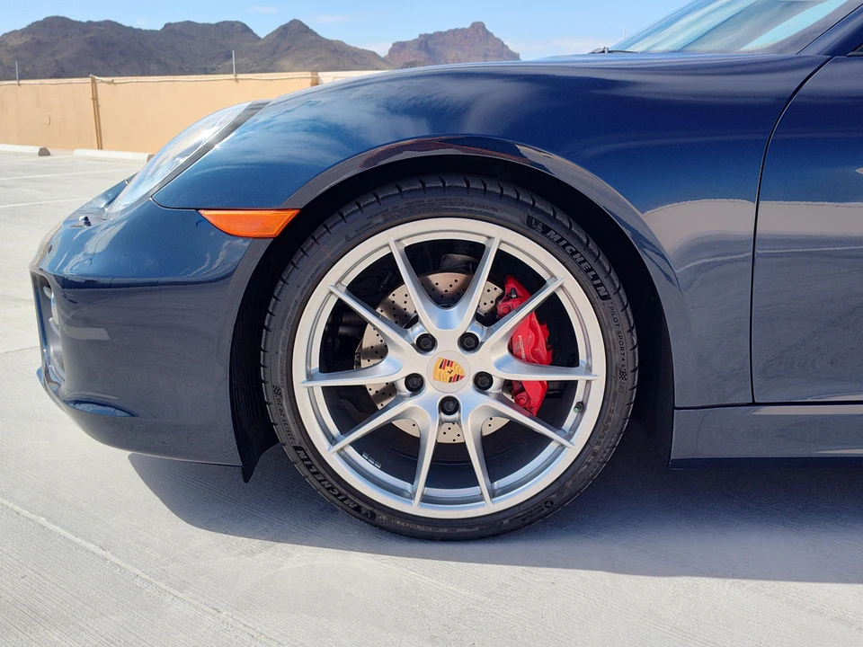 2015 Porsche 981 Cayman S - Image 17 of 31