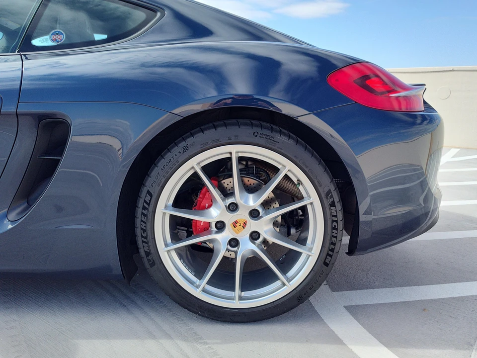 2015 Porsche 981 Cayman S - Image 20 of 31