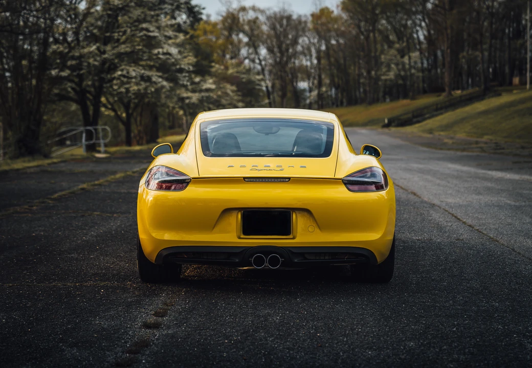 2015 Porsche 981 Cayman S - Image 11 of 31