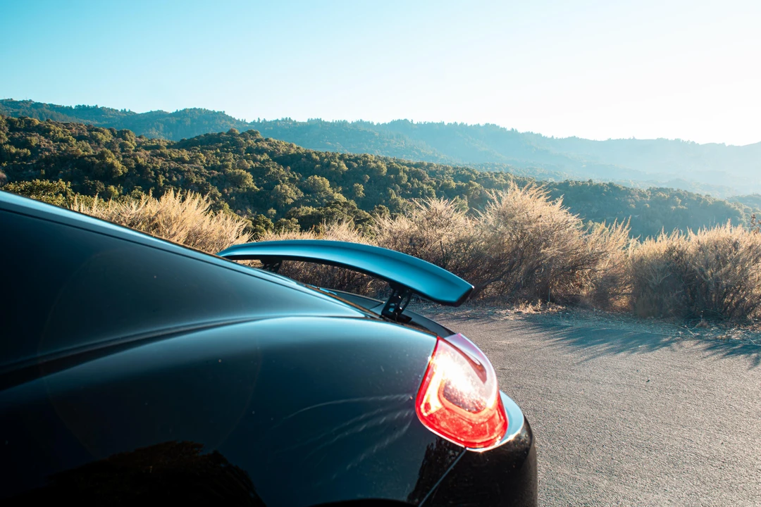 2015 Porsche 981 Cayman - Image 16 of 31