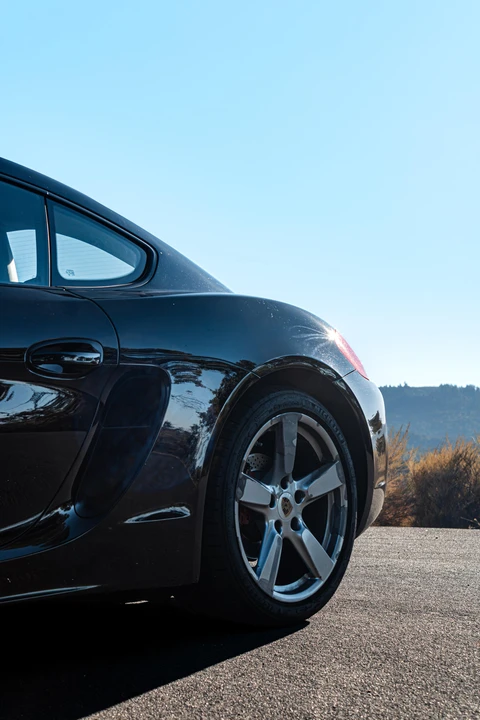 2015 Porsche 981 Cayman - Image 13 of 31