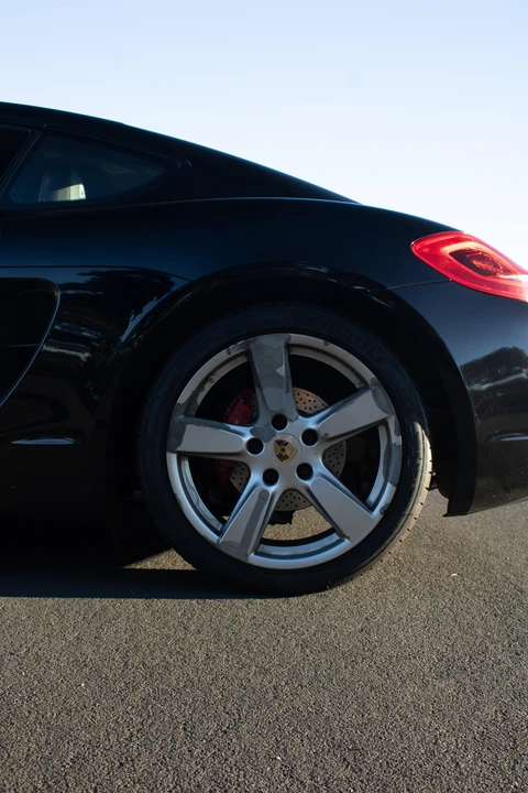 2015 Porsche 981 Cayman - Image 14 of 31