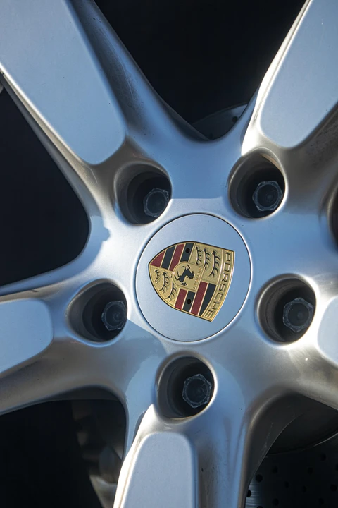 2015 Porsche 981 Cayman - Image 28 of 31