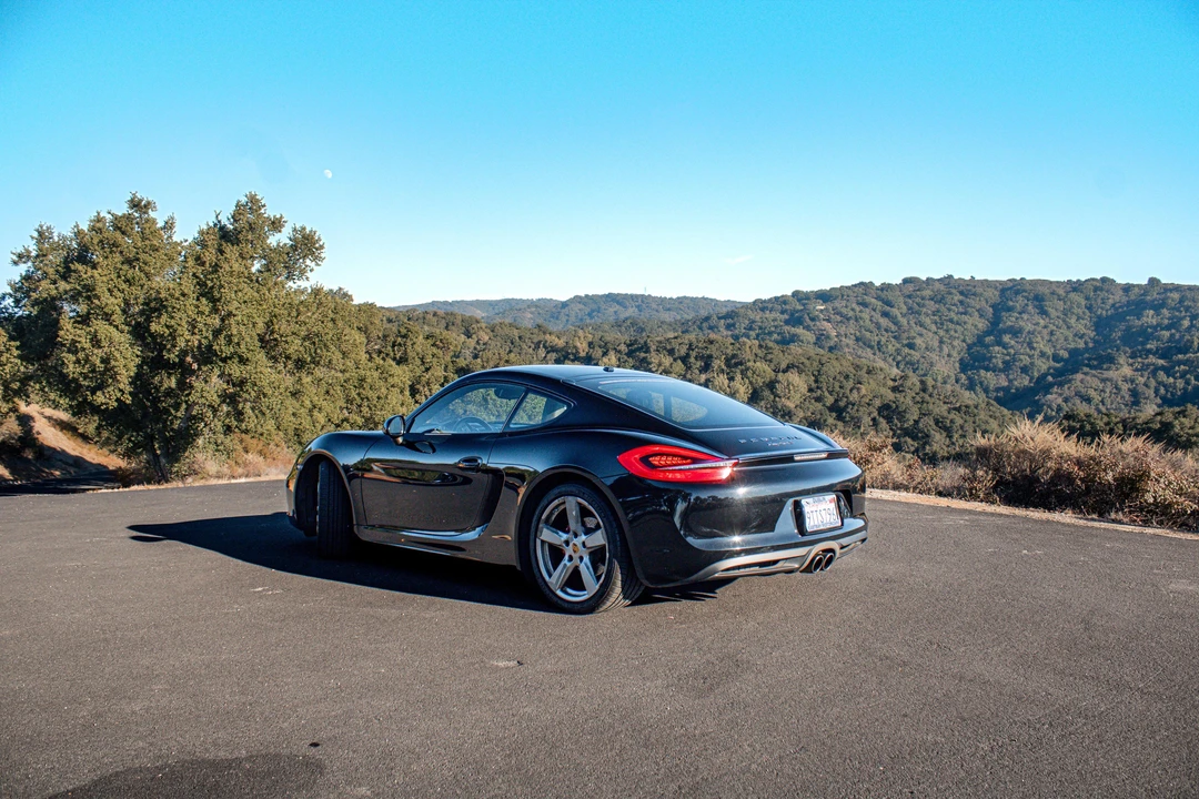 2015 Porsche 981 Cayman - Image 10 of 31