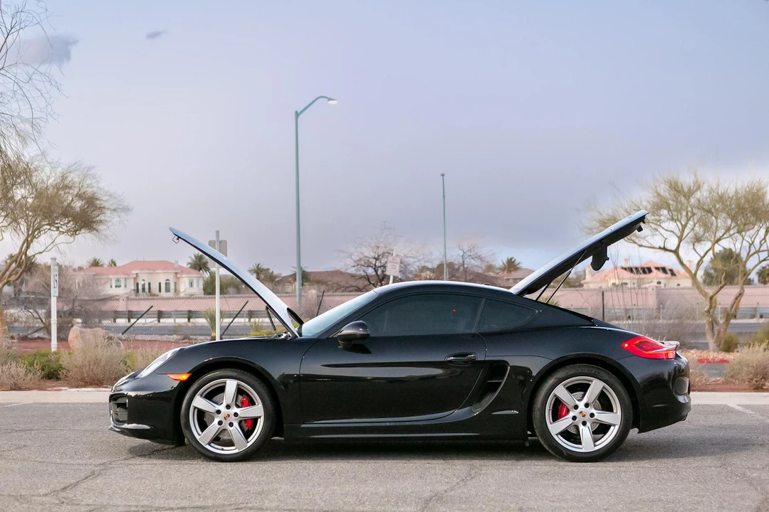 2015 Porsche 981 Cayman S - Image 9 of 26