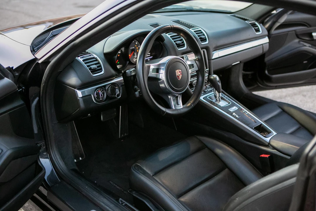 2015 Porsche 981 Cayman S - Image 25 of 26
