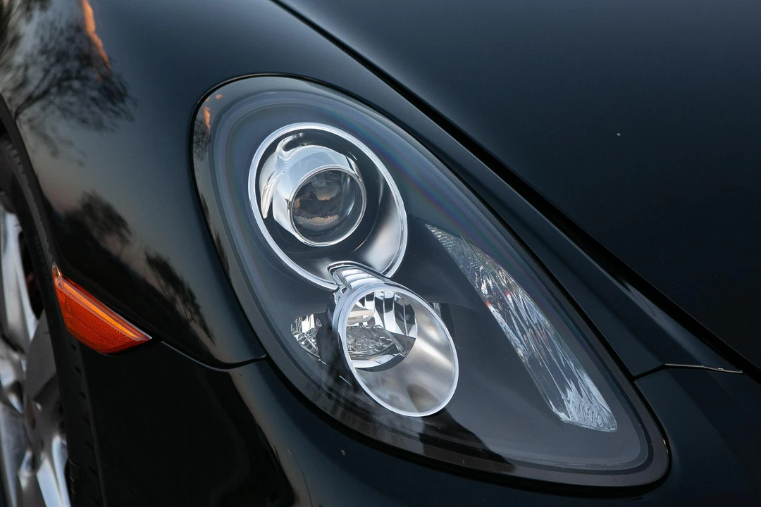 2015 Porsche 981 Cayman S - Image 16 of 26