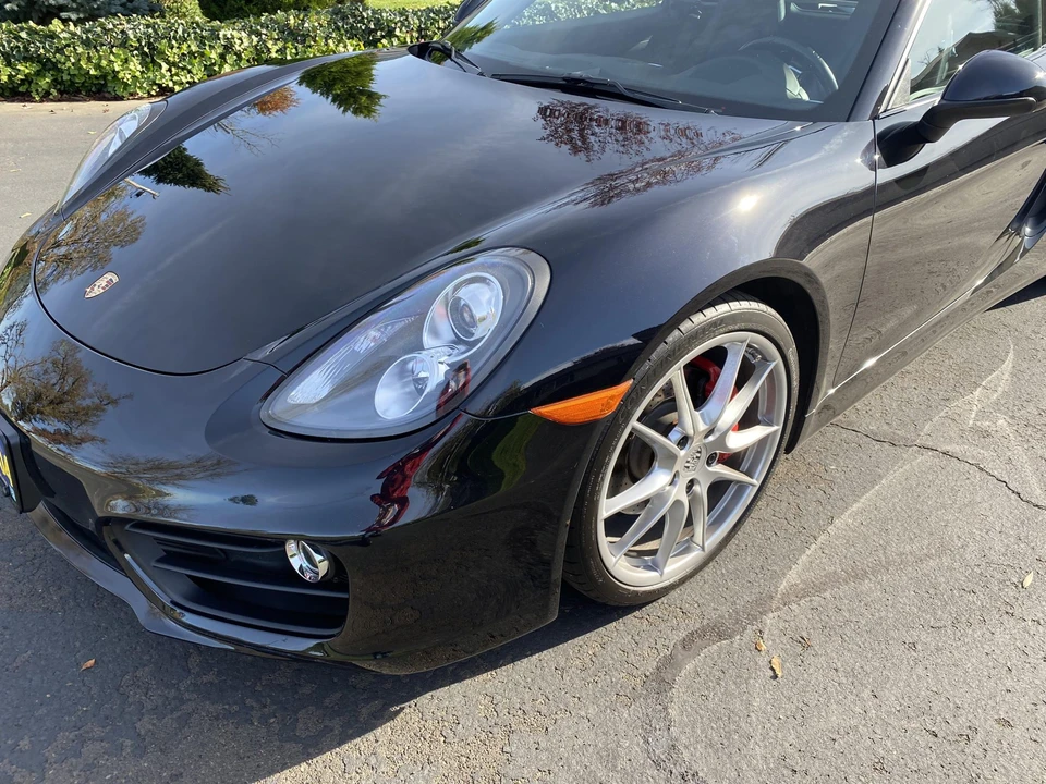 2015 Porsche 981 Cayman S - Image 16 of 31