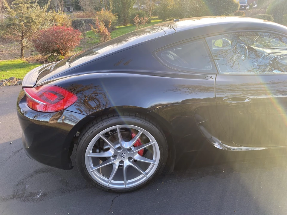 2015 Porsche 981 Cayman S - Image 27 of 31