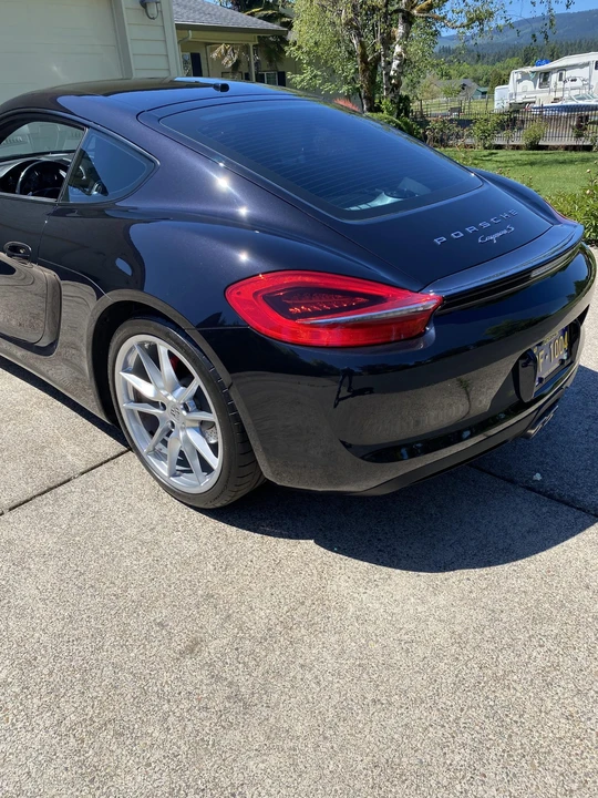 2015 Porsche 981 Cayman S - Image 17 of 31