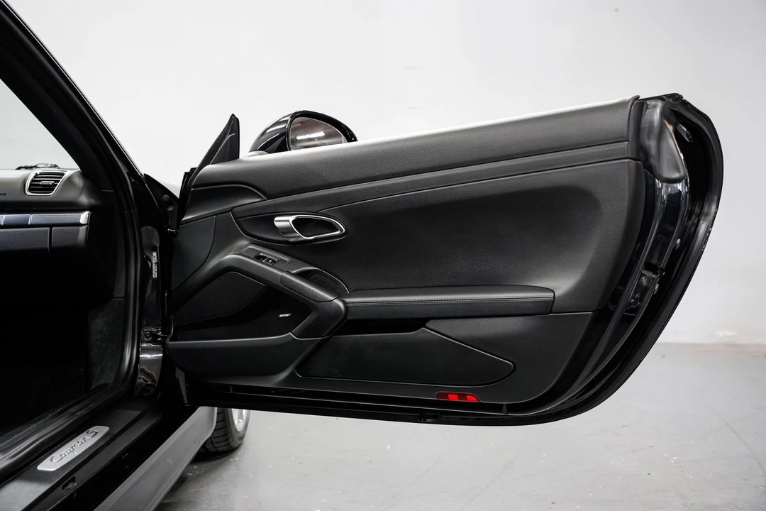 2015 Porsche 981 Cayman S - Image 22 of 31