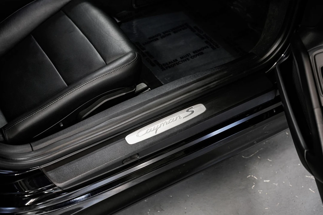 2015 Porsche 981 Cayman S - Image 23 of 31