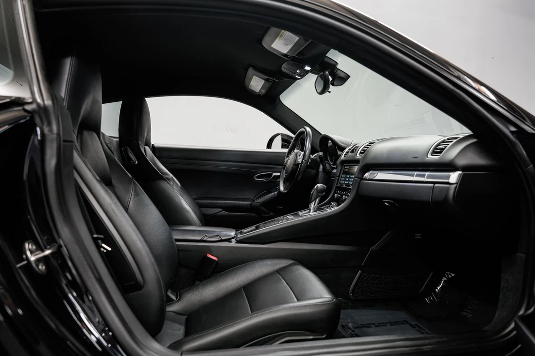 2015 Porsche 981 Cayman S - Image 25 of 31