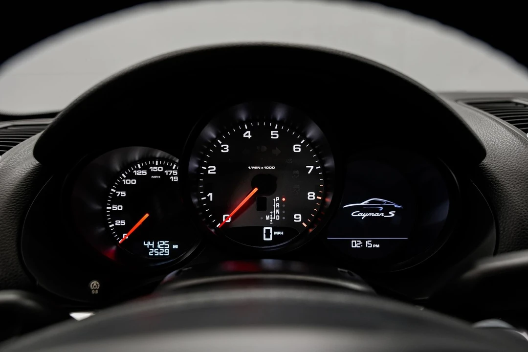 2015 Porsche 981 Cayman S - Image 11 of 31