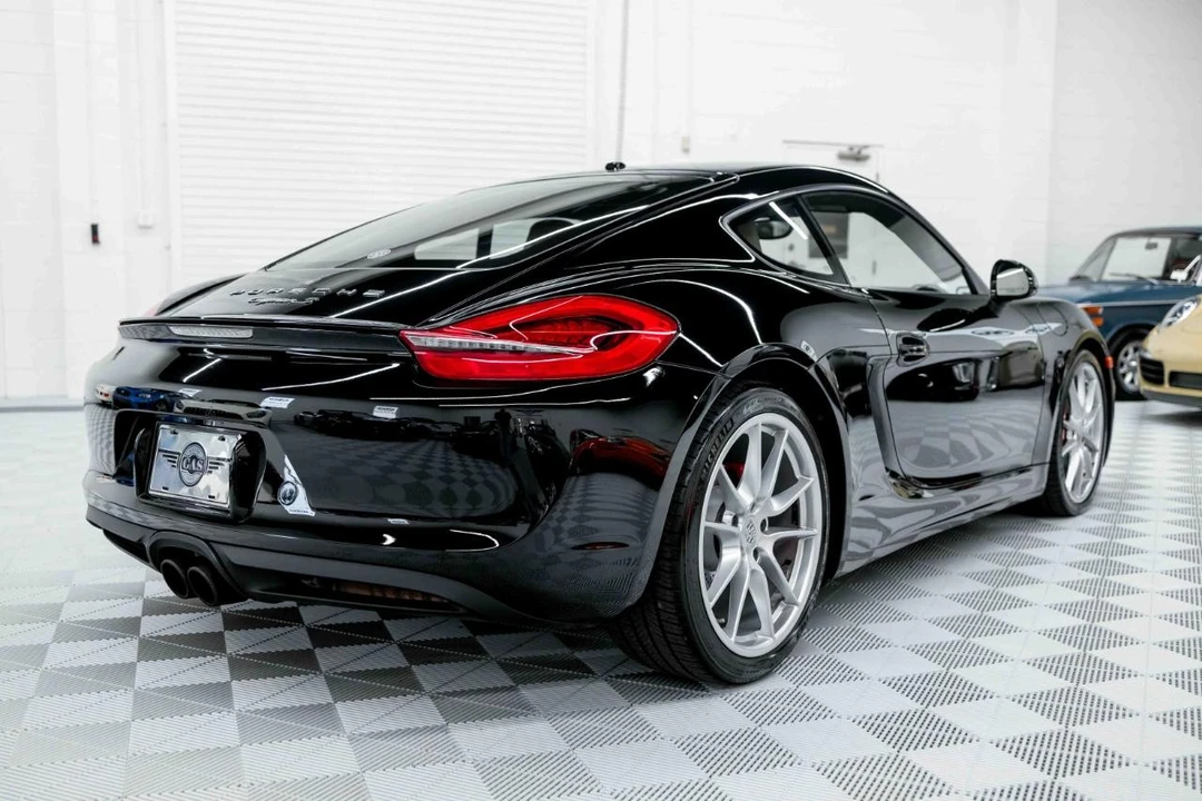 2015 Porsche 981 Cayman S - Image 7 of 21