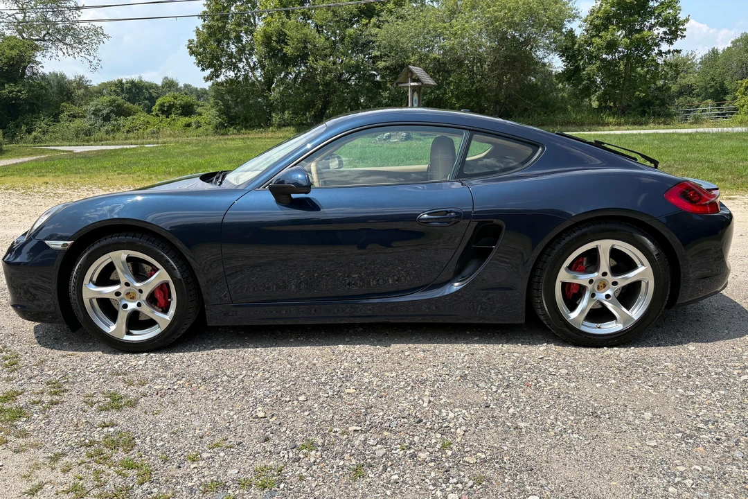 2015 Porsche 981 Cayman S - Image 8 of 31