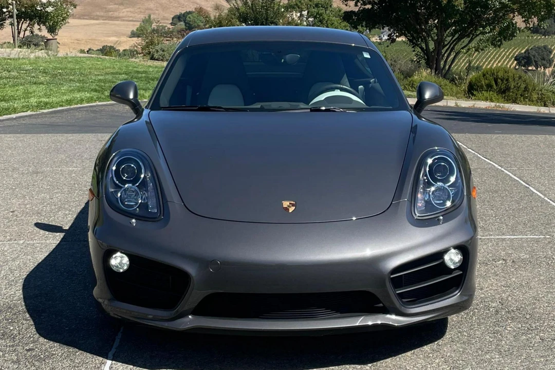 2015 Porsche 981 Cayman S - Image 2 of 31