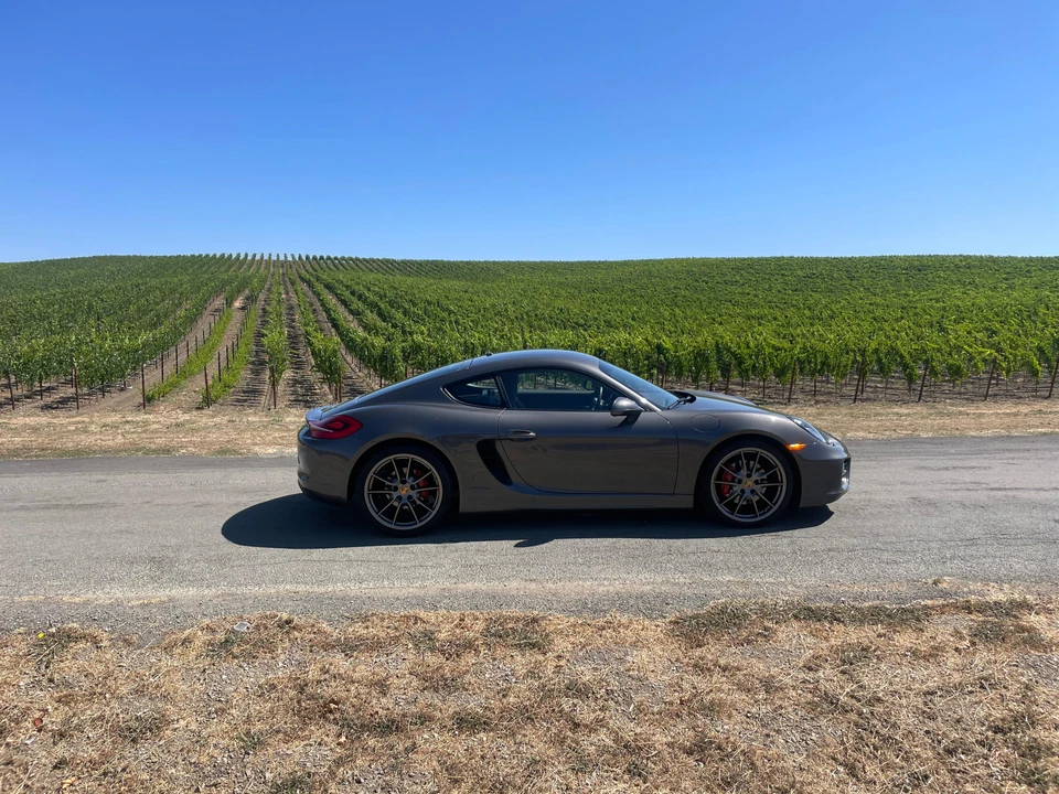 2015 Porsche 981 Cayman S - Image 26 of 31