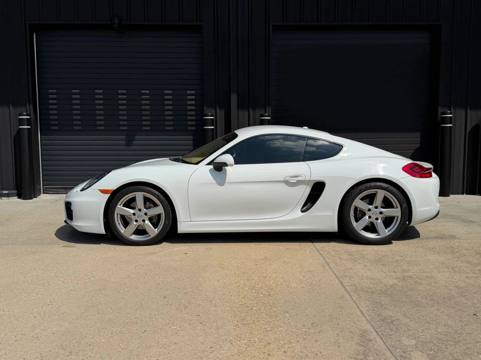 2015 Porsche 981 Cayman - Image 2 of 5