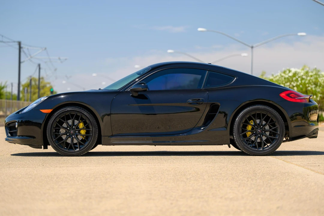 2015 Porsche 981 Cayman - Image 3 of 31
