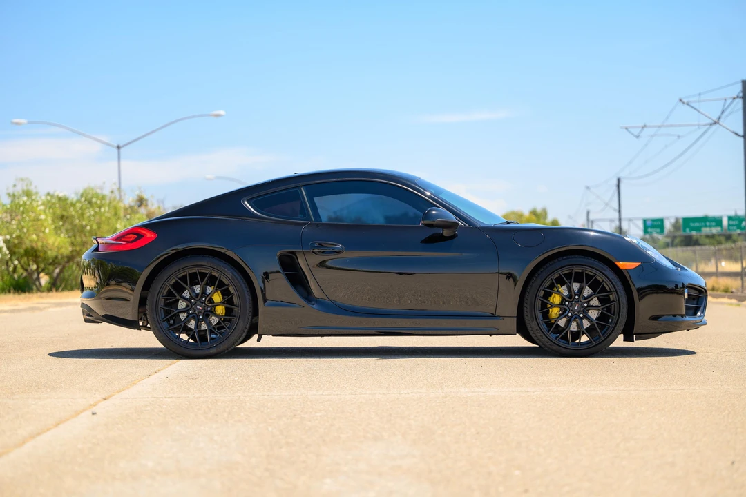 2015 Porsche 981 Cayman - Image 24 of 31