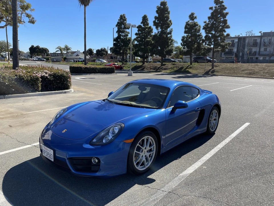 2015 Porsche 981 Cayman - Image 10 of 31
