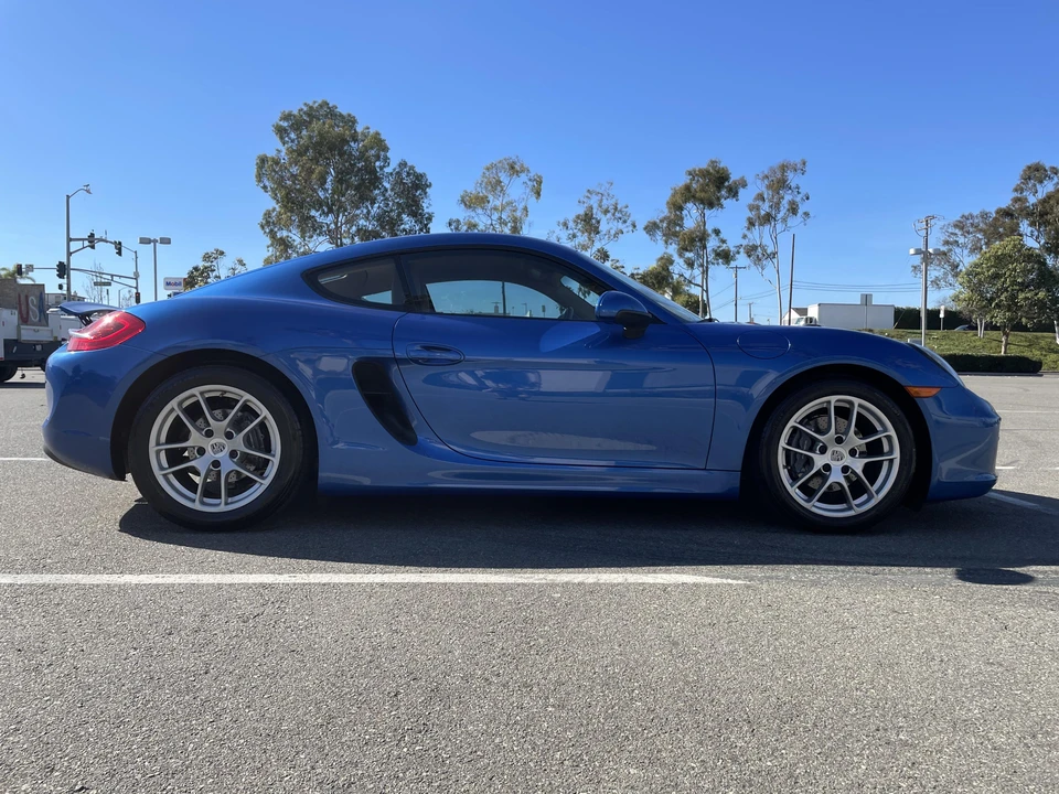 2015 Porsche 981 Cayman - Image 27 of 31