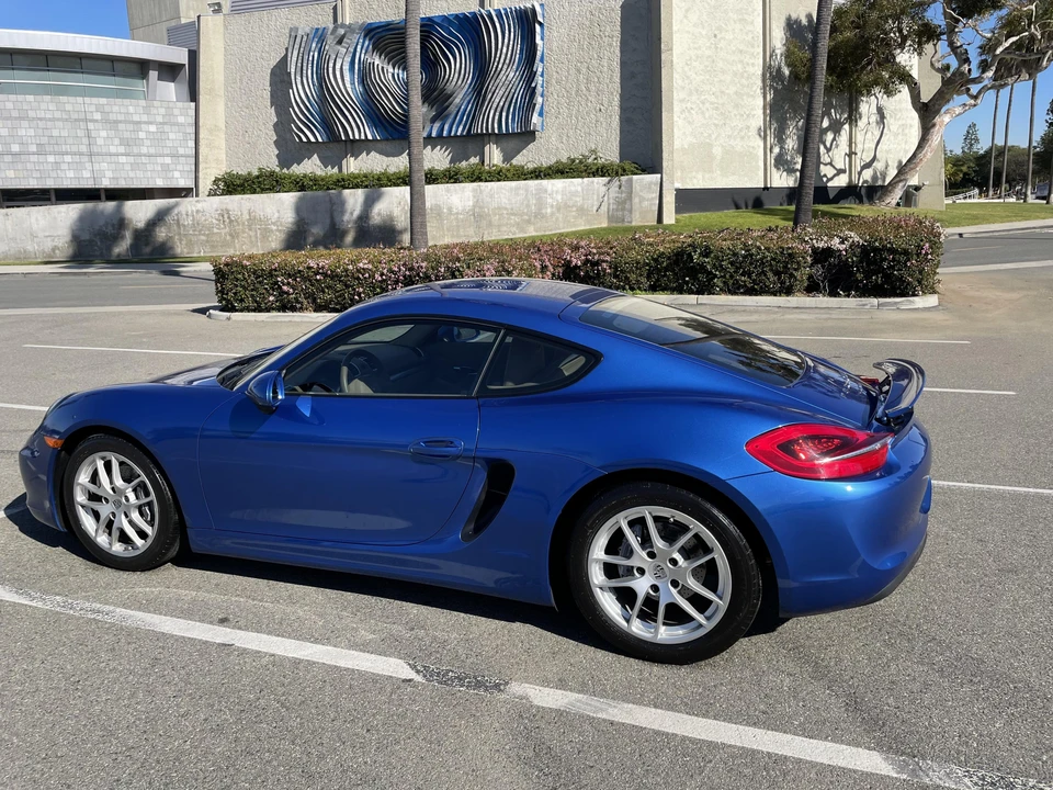 2015 Porsche 981 Cayman - Image 16 of 31