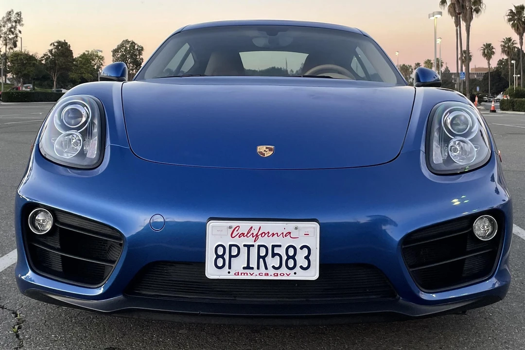 2015 Porsche 981 Cayman - Image 2 of 31