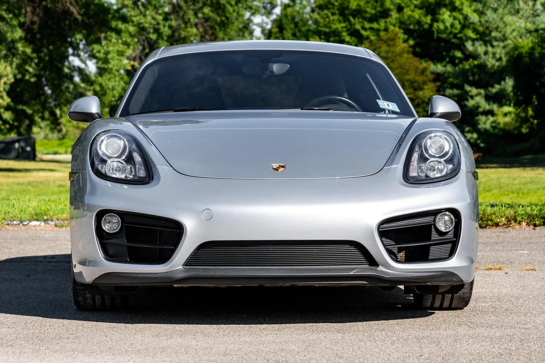 2015 Porsche 981 Cayman - Image 2 of 31