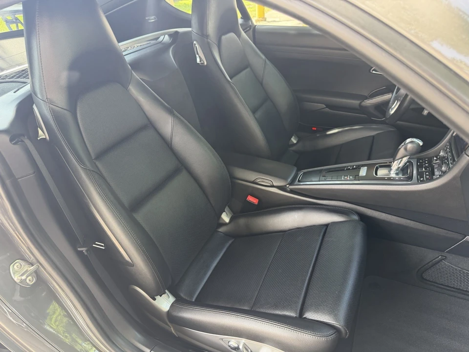 2015 Porsche 981 Cayman - Image 23 of 24