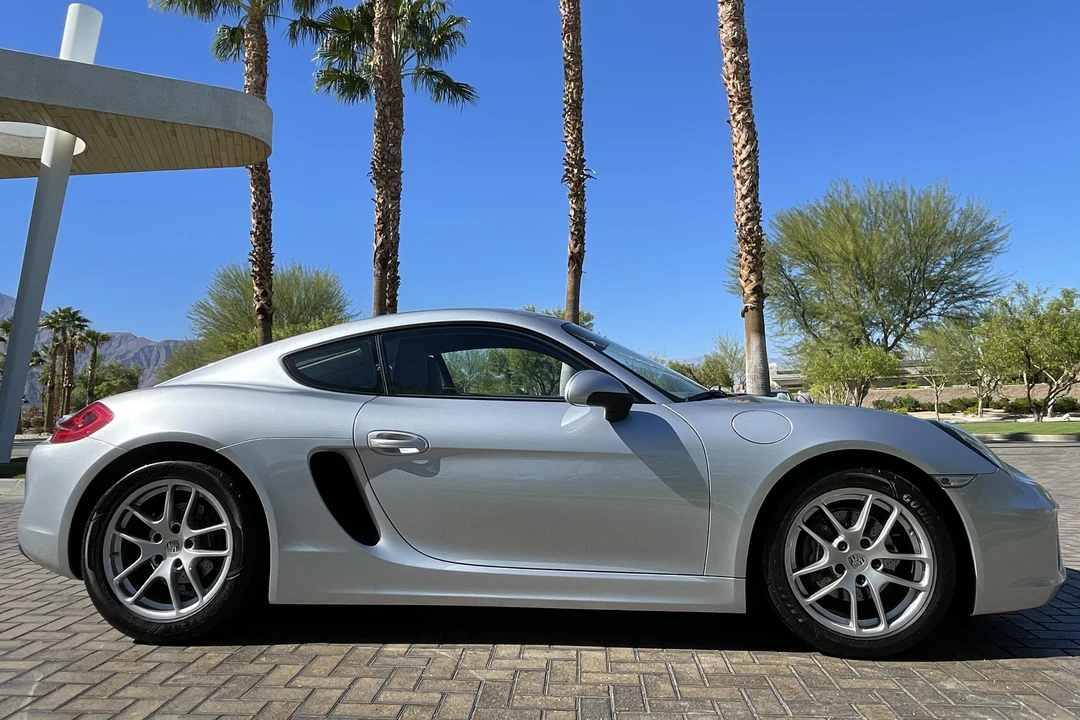 2015 Porsche 981 Cayman - Image 3 of 31