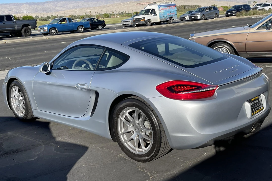 2015 Porsche 981 Cayman - Image 8 of 31