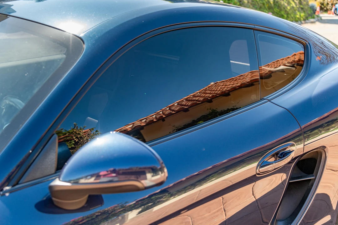 2015 Porsche 981 Cayman - Image 14 of 31