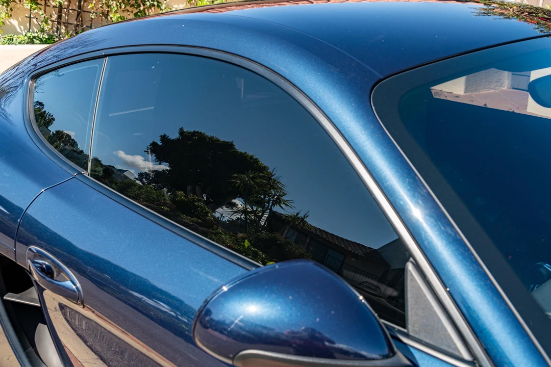 2015 Porsche 981 Cayman - Image 25 of 31