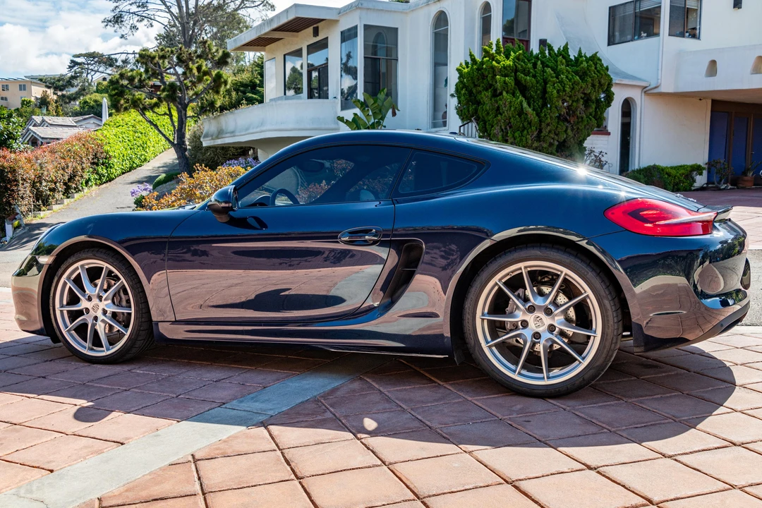 2015 Porsche 981 Cayman - Image 3 of 31