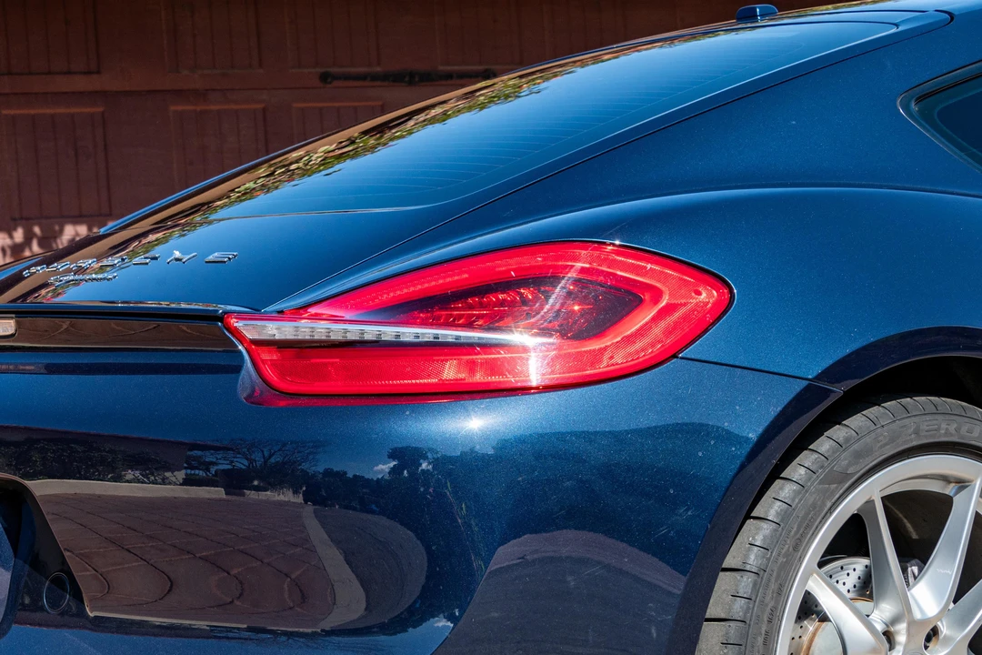 2015 Porsche 981 Cayman - Image 22 of 31