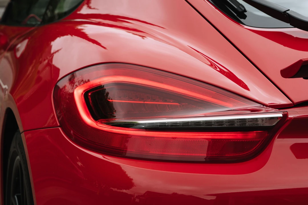 2015 Porsche 981 Cayman - Image 31 of 31