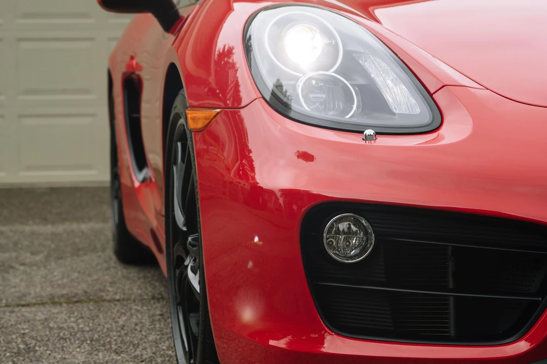 2015 Porsche 981 Cayman - Image 14 of 31