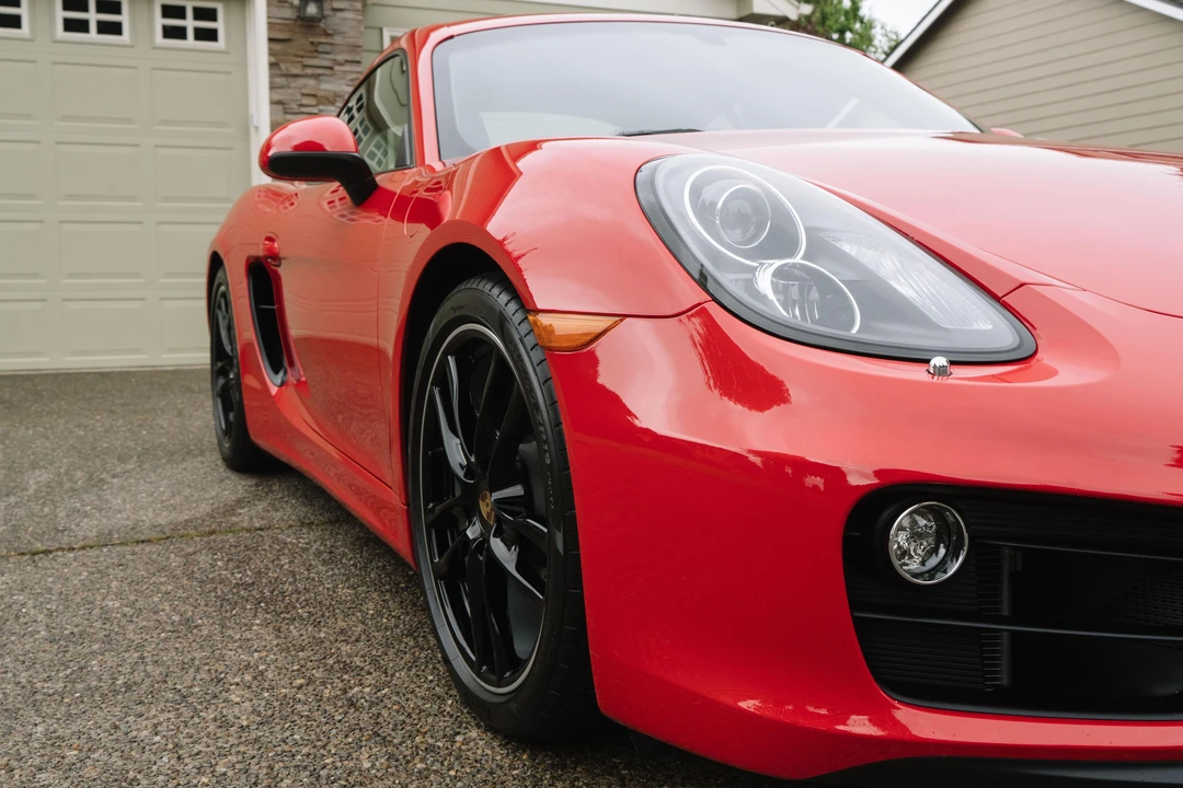 2015 Porsche 981 Cayman - Image 13 of 31