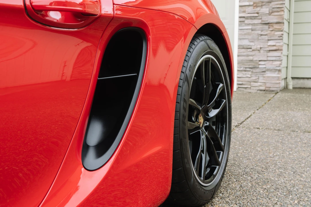 2015 Porsche 981 Cayman - Image 30 of 31