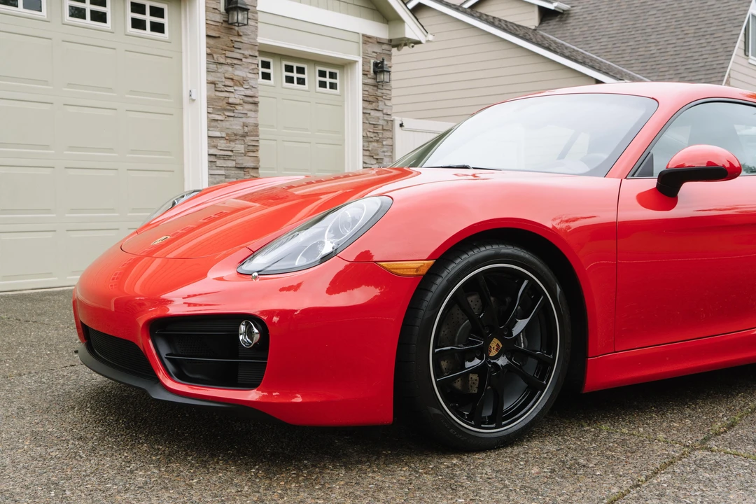 2015 Porsche 981 Cayman - Image 27 of 31