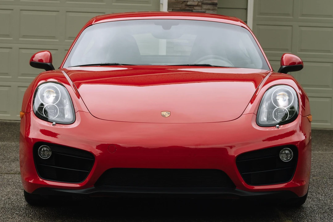 2015 Porsche 981 Cayman - Image 2 of 31