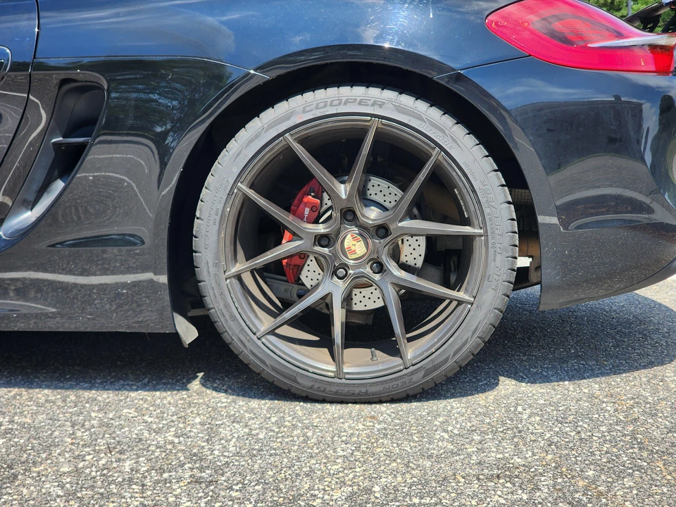 2015 Porsche 981 Cayman - Image 26 of 31