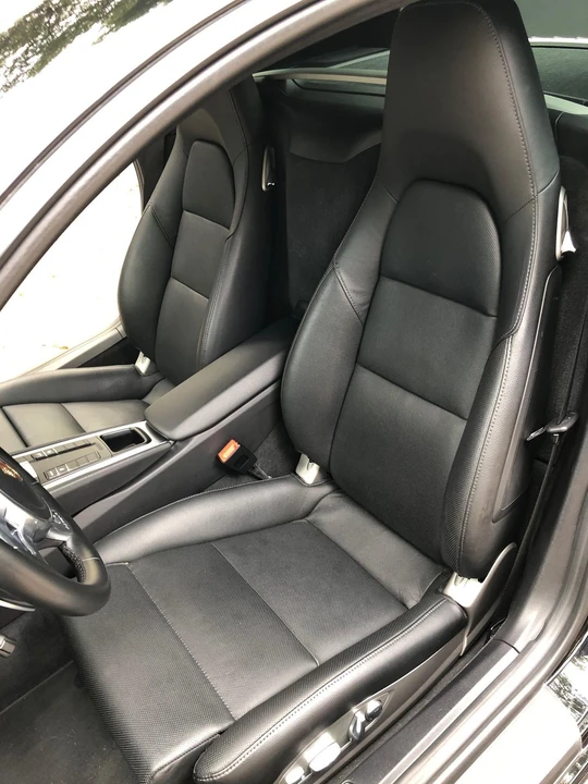 2015 Porsche 981 Cayman - Image 7 of 10
