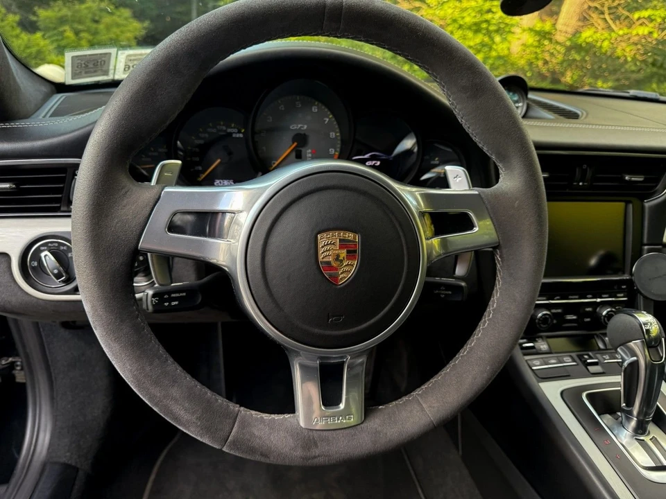 2015 Porsche 991 GT3 - Image 15 of 20